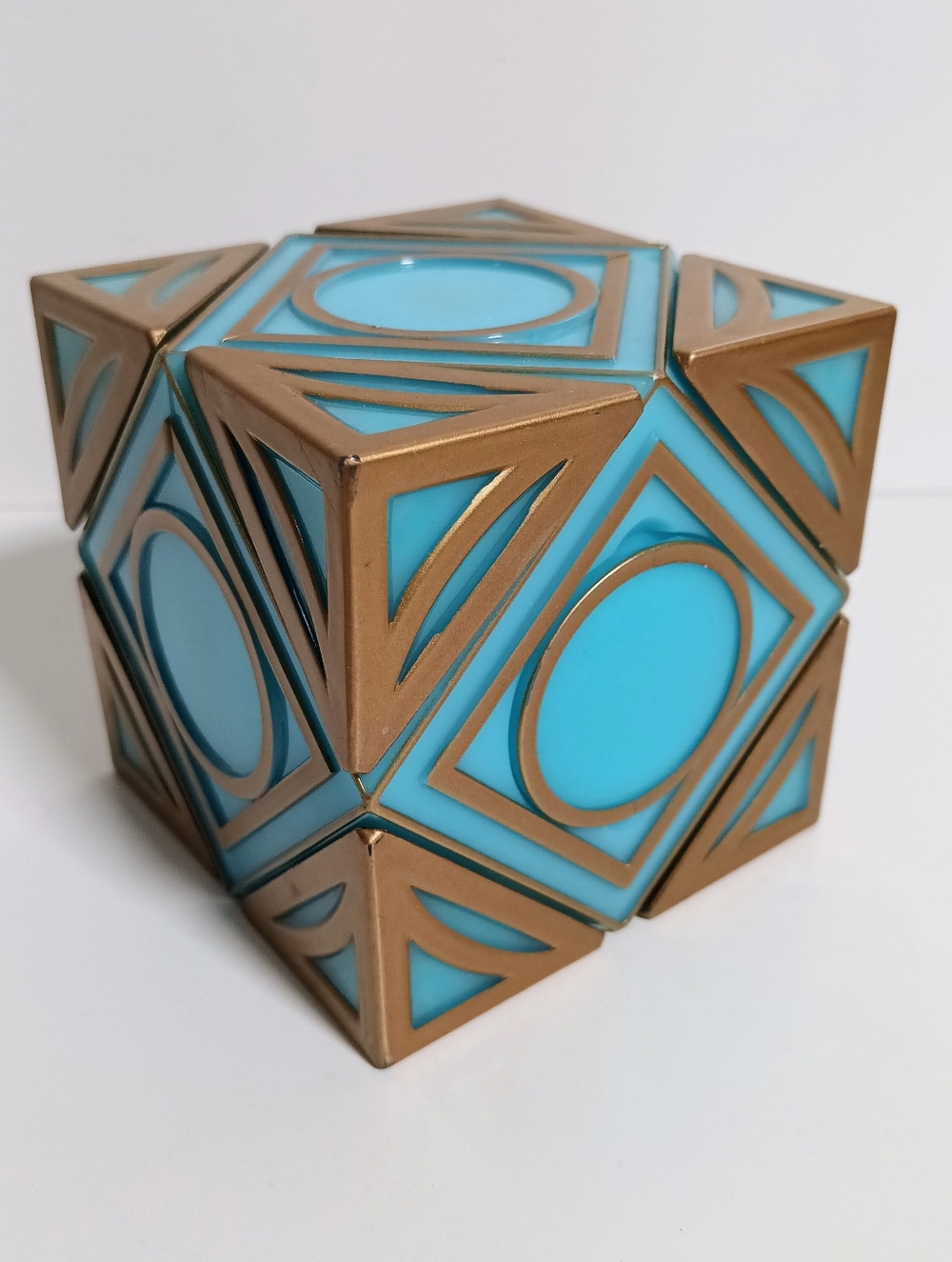 SOLD Disney Parks Star Wars Galaxy Edge Jedi Holocron Cube